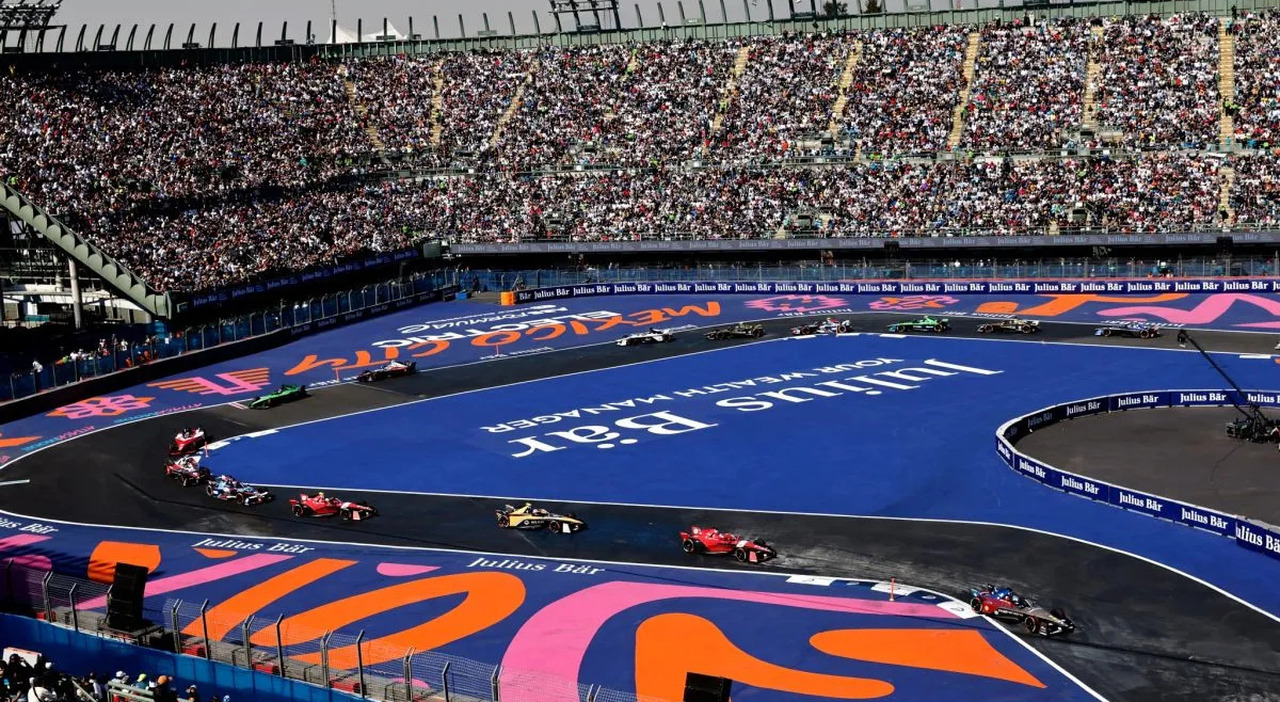 L'arena superaffollata di Città del Messico per la Formula E lo scorso anno