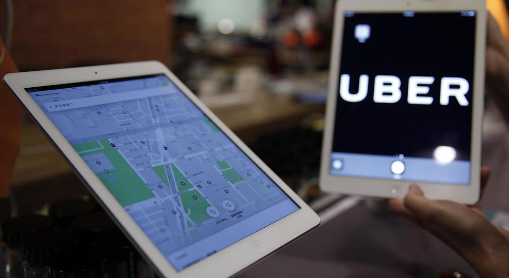 Uber ammette di aver pagato “riscatto” per maxi hackeraggio. Indagini a NY ma anche in GB e Italia