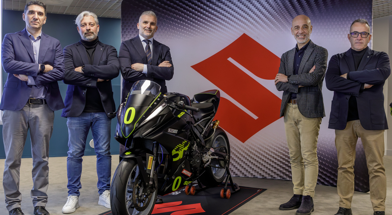 La presentazione della Gsx-8R Cup di Suzuki