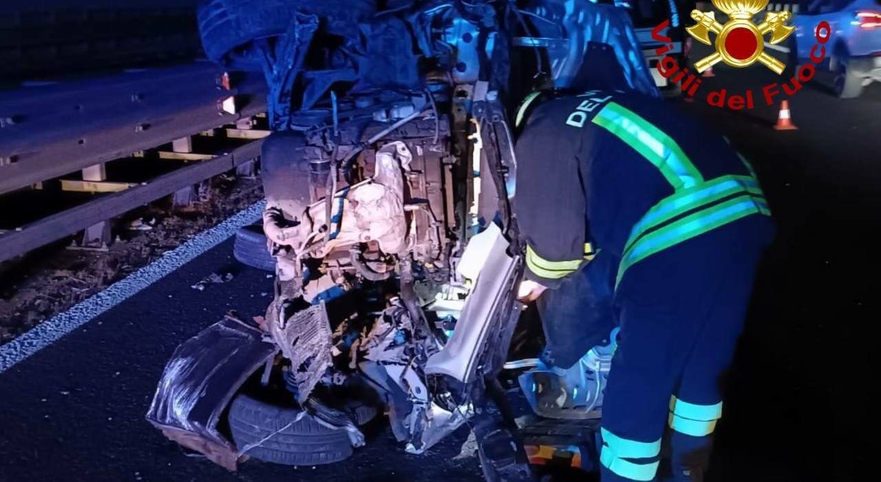 Incidente sulla Tangenziale di Lecce: auto si ribalta, conducente in ospedale