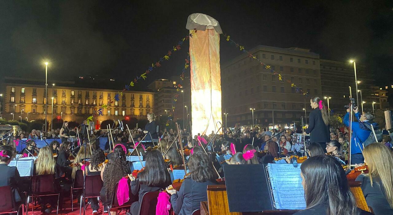 Napoli, inaugurata in piazza Municipio l