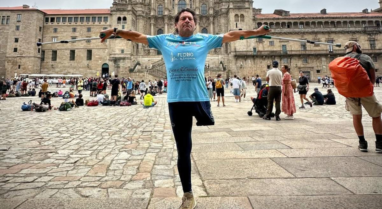 Gianni Sasso e il cammino di Santiago con una gamba sola: «Dura, ma lo rifarei subito. Ora voglio battere il record dei 10 km di corsa su stampella»