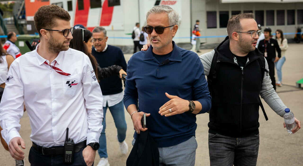 Mourinho en el Gran Premio de MotoGP en Portugal: futuro y pasión por el deporte