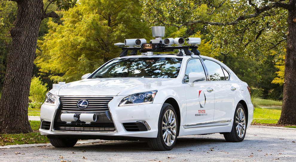 Un prototipo Lexus a guida autonoma