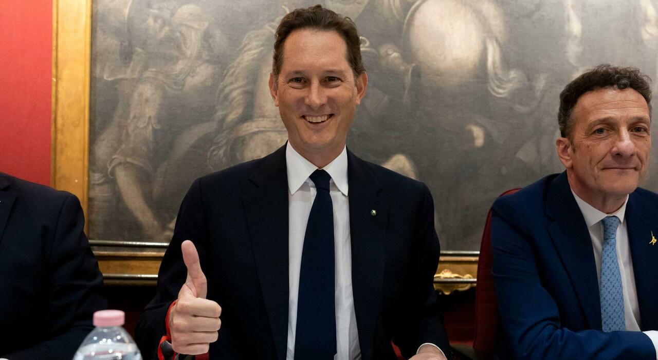 Il presidente di Stellantis, John Elkann, viene ascoltato dalle commissioni riunite Attività produttive, di Camera e Senato