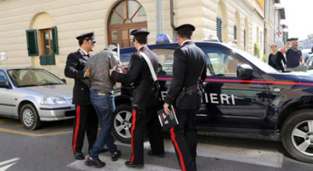 Truffa del falso avvocato a Trieste, una 90enne consegna 80mila euro ai due malfattori: arrestati a Napoli