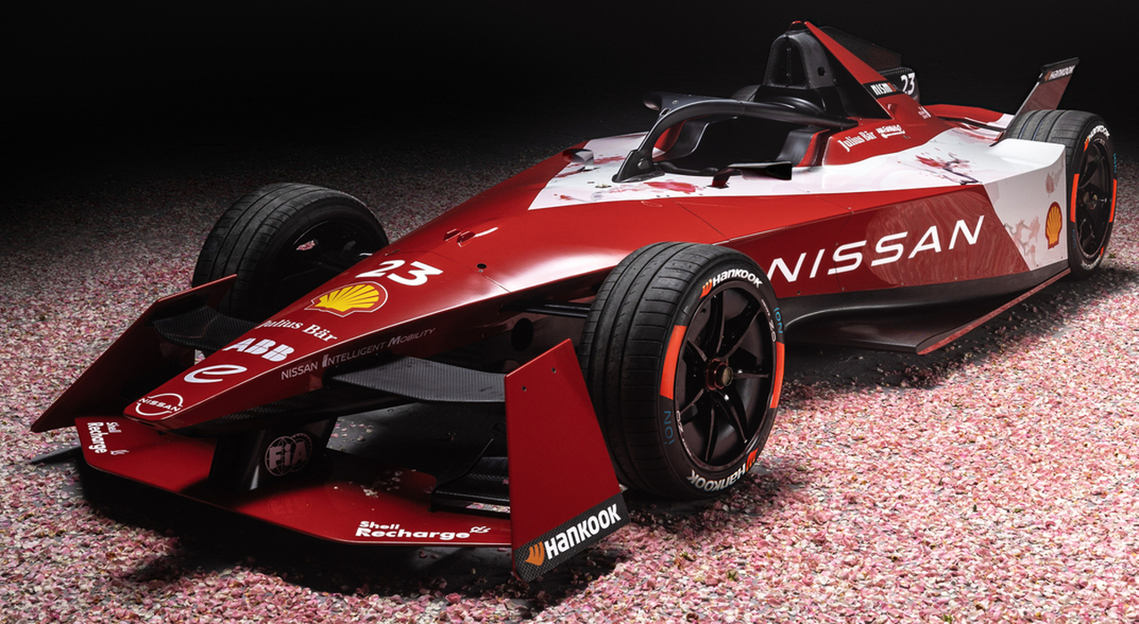 Presentata la nuova monoposto Gen3 Nissan e-4orce 04 per la prossima stagione di Formula E