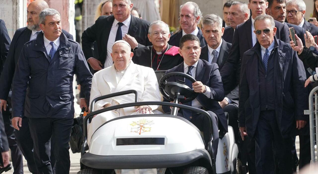Papa Francesco a Venezia dopo il caso Vannacci: «Servono luoghi inclusivi in cui nessuno è emarginato»