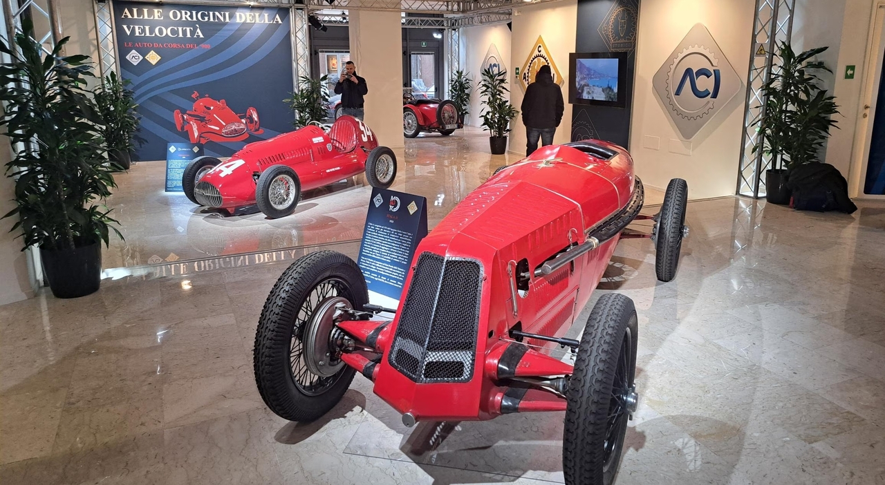 alla Galleria Caracciolo di Roma in mostra le race-car del '900
