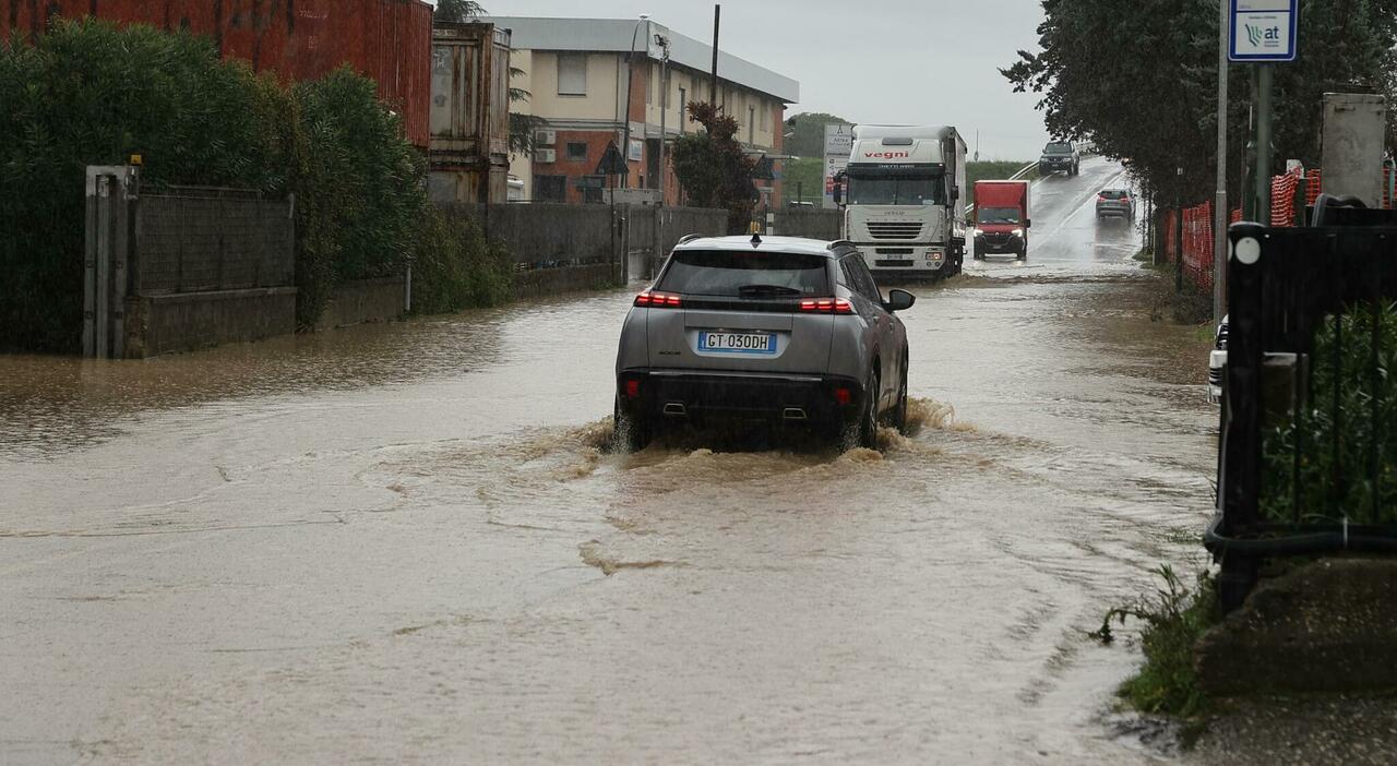Allerta meteo domani 15 marzo e scuole chiuse: le regioni coinvolte