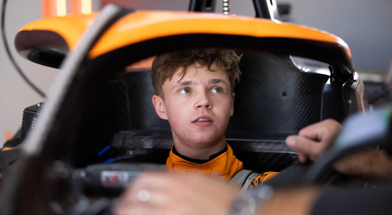 ll 19enne Taylor Barnard sulla McLaren FE