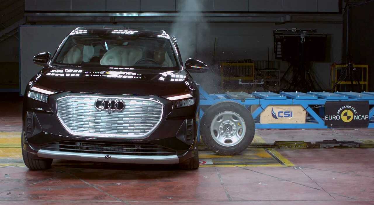 Uno dei crash-test a cui è stata sottoposta dal consorsio Euro Ncap la nuova Audi Q4 e-tron
