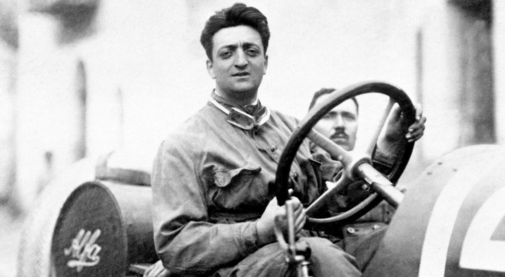Enzo Ferrari pilota