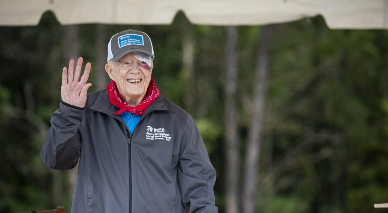 Jimmy Carter is 99 years old. How was the former US President admitted to the nursing home?