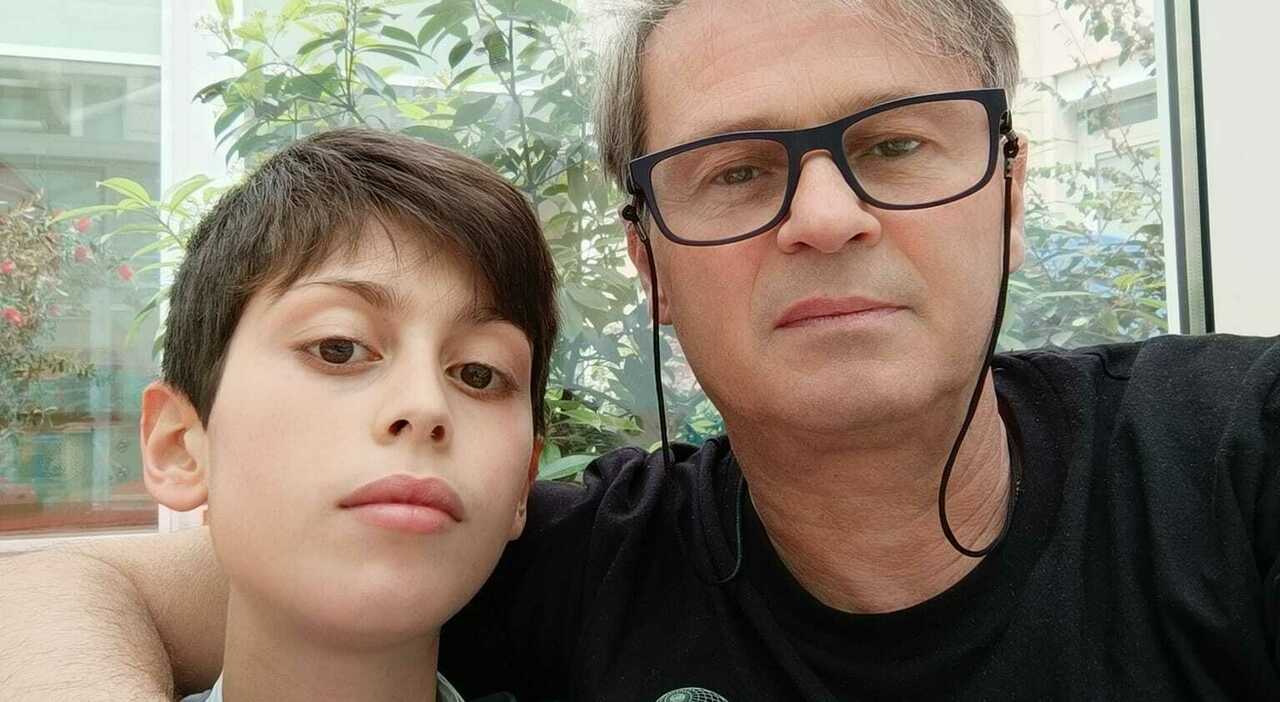 Tommaso Bisciari morto a scuola a 14 anni, lo strazio del papà: «Da due anni in lista per un trapianto di cuore». L