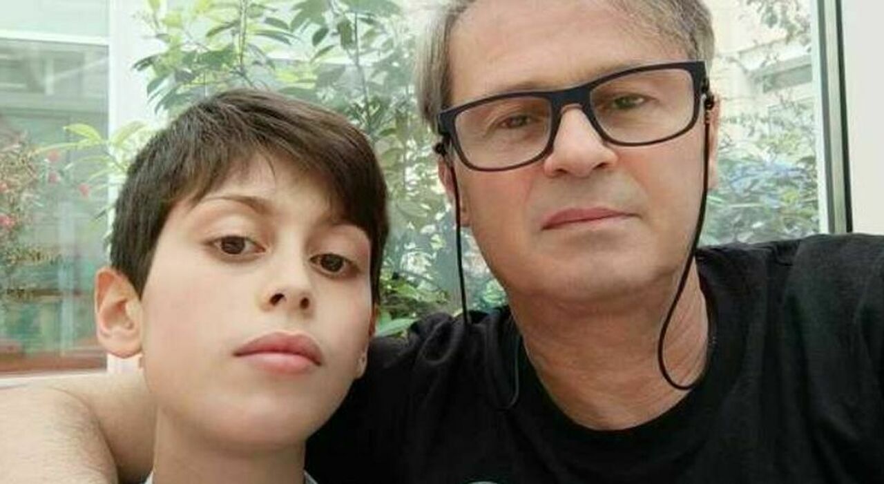 Tommaso Bisciari morto a scuola a 14 anni, lo strazio del papà: «Da due anni in lista per un trapianto di cuore». L