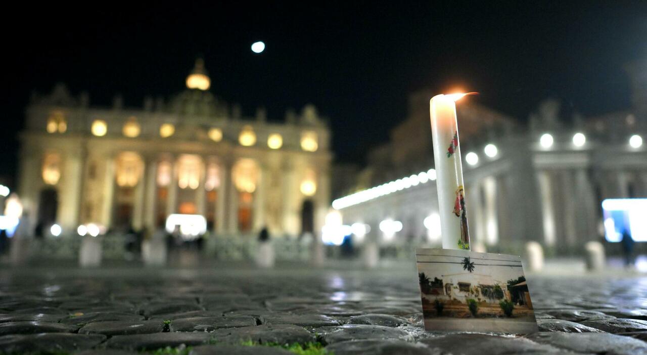 Papa Francesco, riti di Pasqua a distanza. «Superata la quarta crisi ...