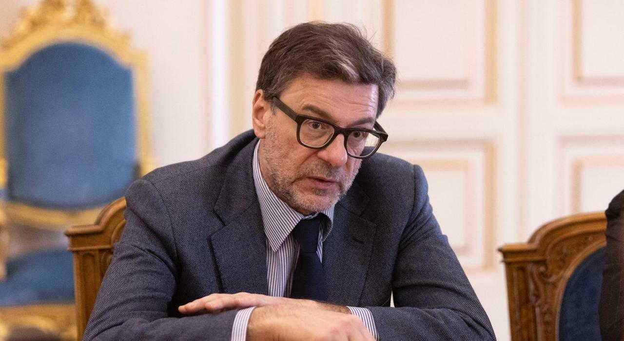 Il ministro Giorgetti: «Invertire la rotta si può, aiuteremo le Marche a tornare agli anni 2000»