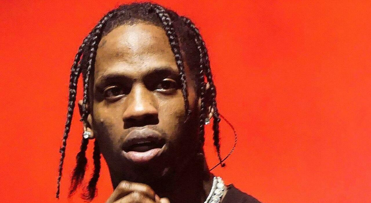 Travis Scott arrestato a Miami per ubriachezza molesta e violazione di proprietà