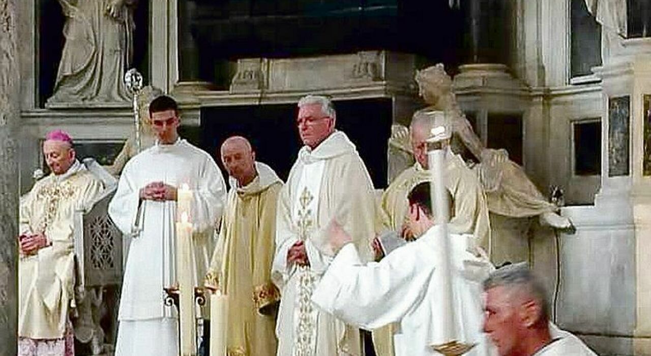 Una festa in Basilica per Padre Distante che festeggia mezzo secolo di sacerdozio
