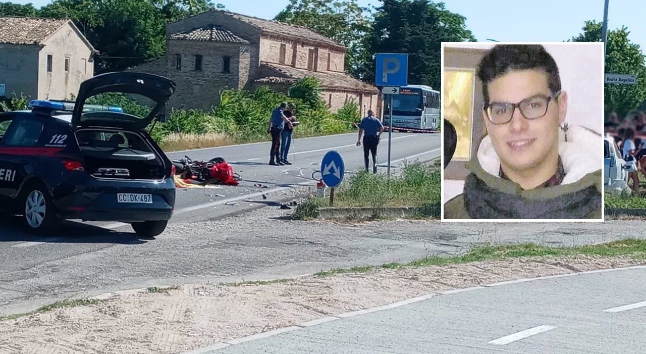 Mondolfo, la moto finisce contro un?auto, schianto choc: Alessio Diamantini muore a 25 anni