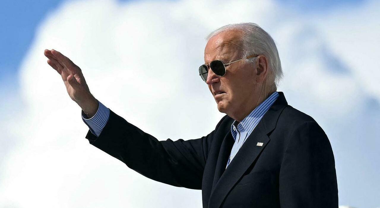 Biden, cresce la pressione. Ma lui non si arrende: «Lascio solo se lo chiede Dio»