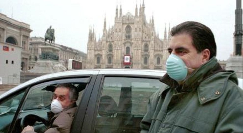 Smog e blocchi del traffico a Milano