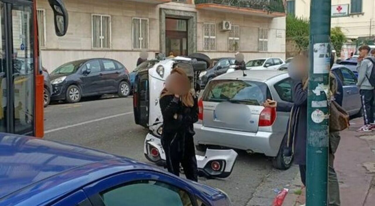 Violent Minicar Crash in Naples’ Posillipo: Safety Concerns Rise