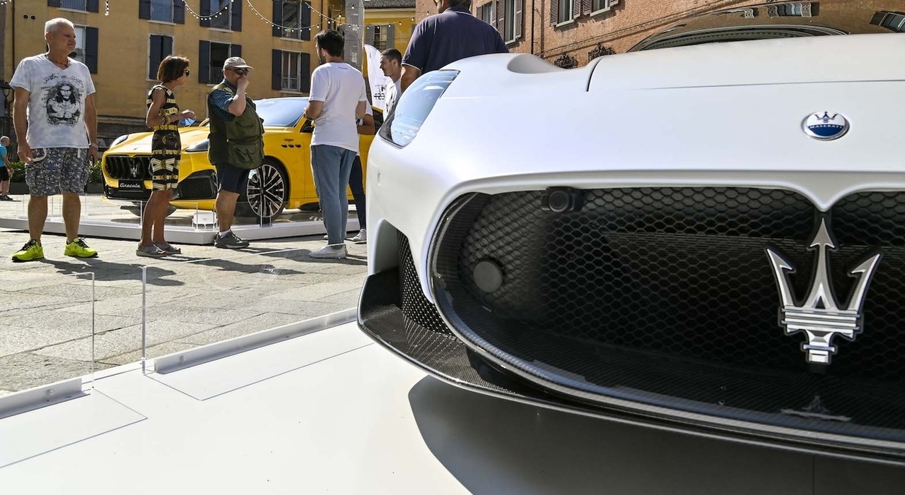 Maserati celebra il motore V8 al Motor Valley Fest