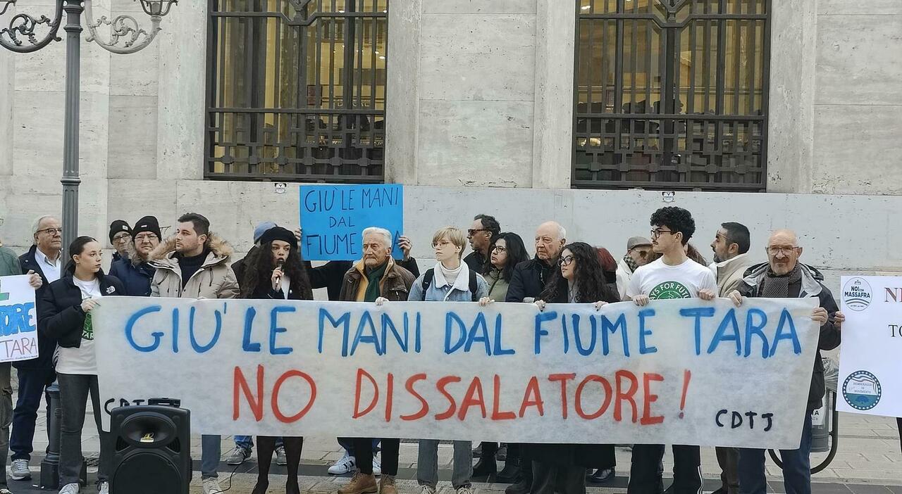 Tara, il coro di cittadini e associazioni: «No al dissalatore, pronti a tutto»