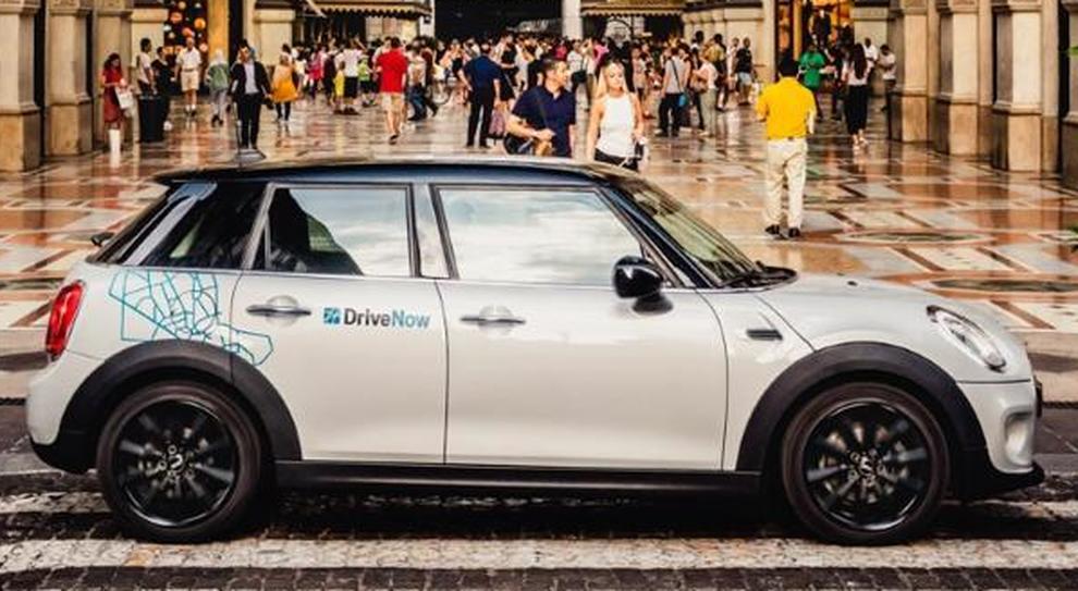 DriveNow, il car sharing targato BMW festeggia un milione di clienti e un anno in Italia
