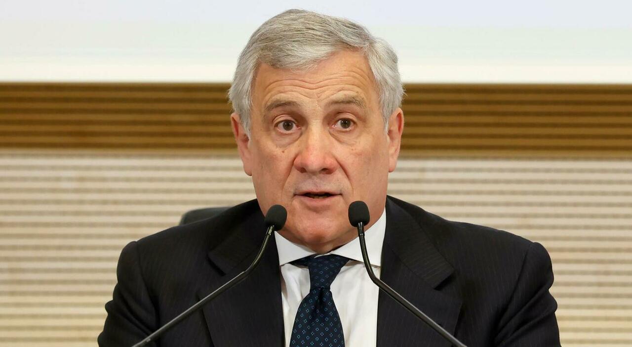 Antonio Tajani, ministro degli esteri
