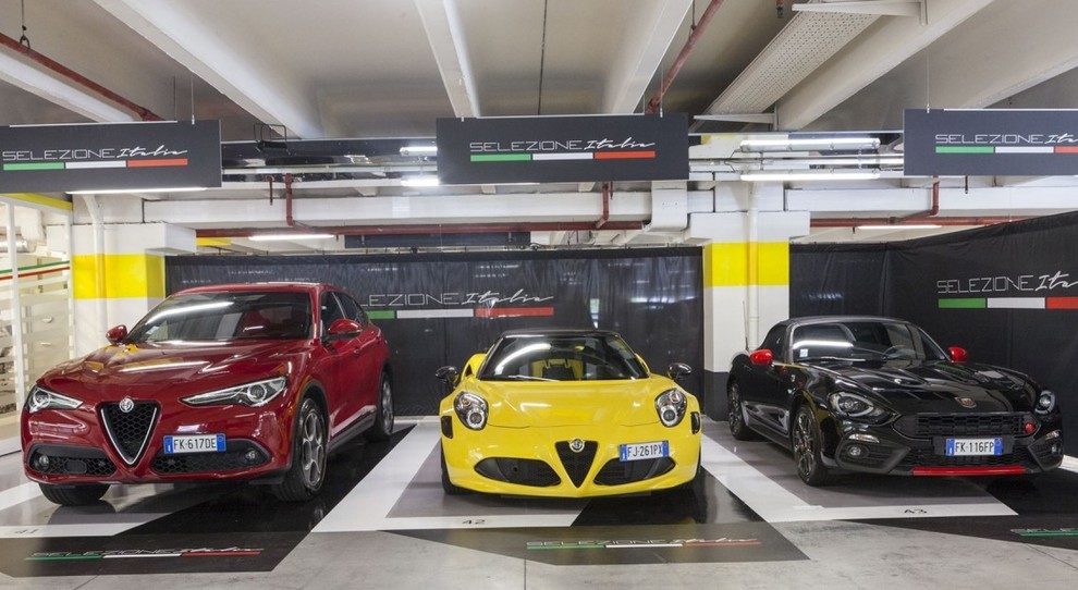 Da sinistra la Stelvio, la 4C e 124 Abarth