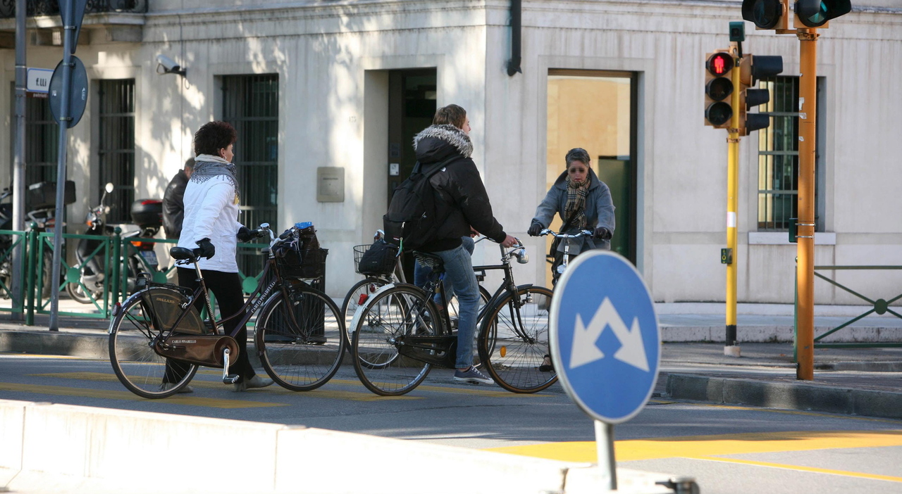 Articolo 157 Del Codice Della Strada Modifiche al Codice della strada, dall'ergastolo della patente alle