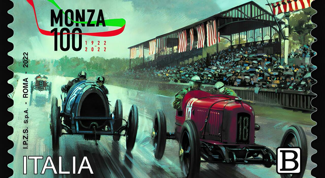 Il francobollo riproduce un’opera del disegnatore inglese Michael Turner che raffigura una fase di gara del 2ø Gran Premio d’Italia, disputato il 10 settembre 1922 appunto all’Autodromo di Monza