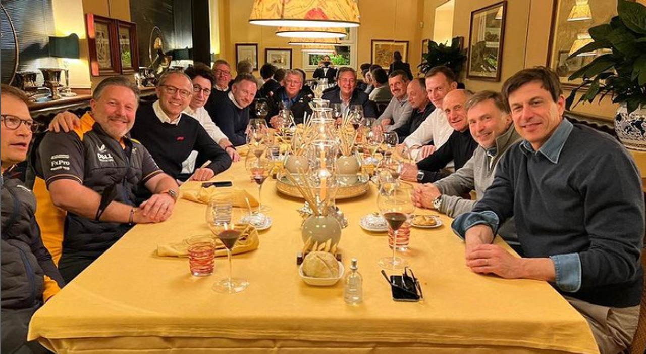 Formula Uno, cena romagnola a Imola per tutti i team principal della Formula Uno invitati dal “padrone di casa” Stefano Domenicali