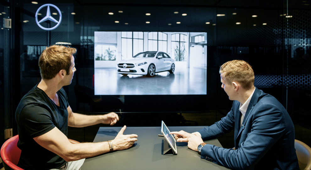 Uno showroom virtuale Mercedes