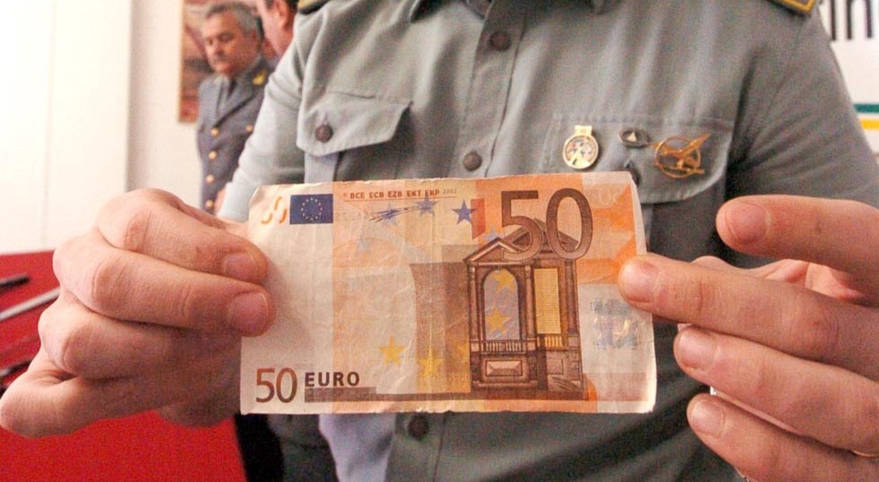 Sequestrate 12mila euro di banconote false: le più diffuse sono da 50 euro.  Ecco i tagli contraffatti