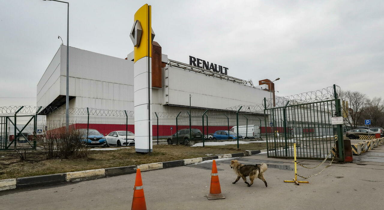 L'ex stabilimento Renault a Mosca ufficialmente ribattezzato ‘Moskvich’