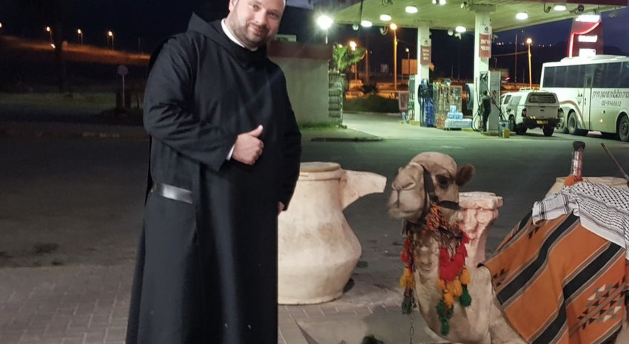 Extremismus in Jerusalem: Christlicher Mönch von jungen orthodoxen Juden belästigt