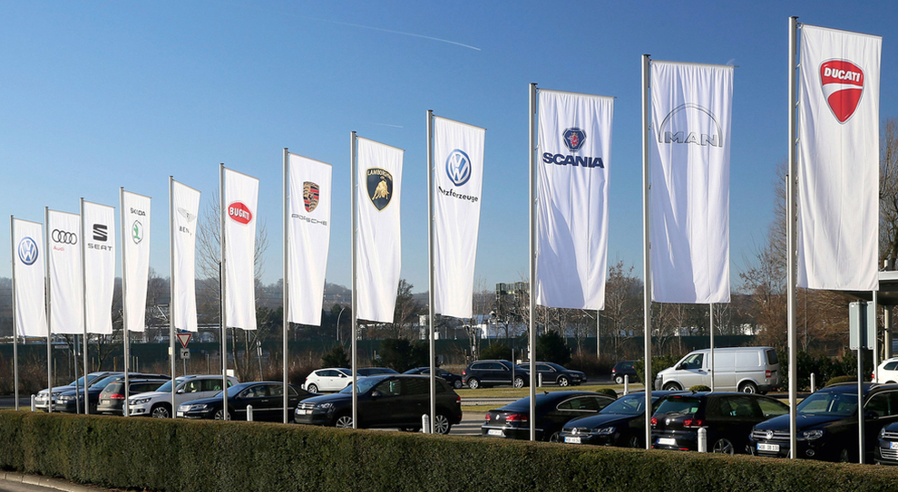 Le vendite di Volkswagen Group calano del 23% nel trimestre. Ritirate le stime per il 2020