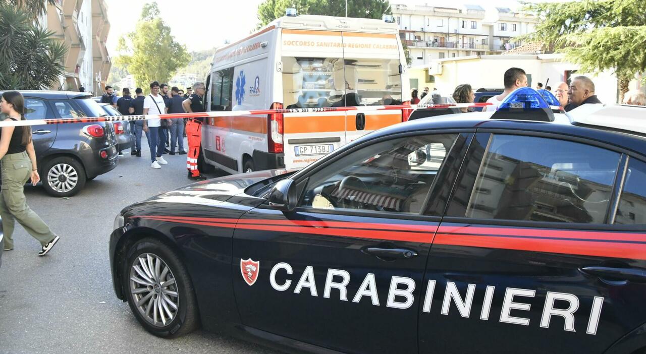 Tentativo di investimento di un carabiniere durante un arresto al Tuscolano: l’agente spara alle ruote di un suv