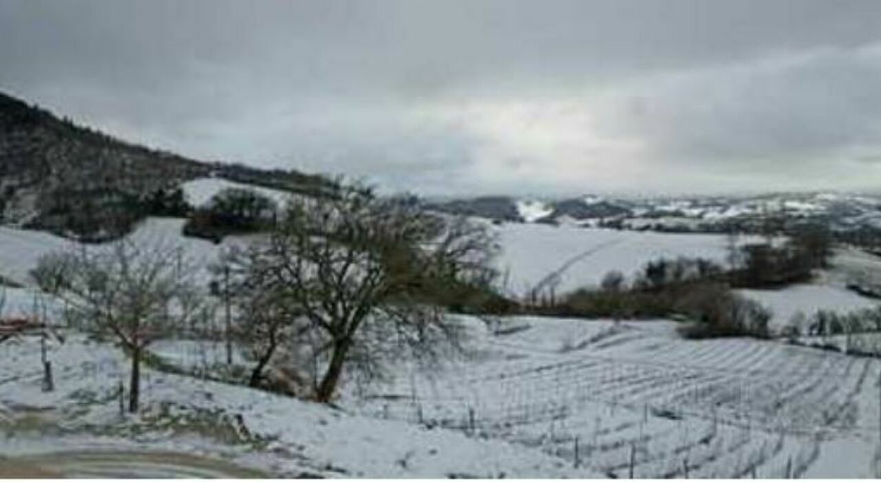 Marche, arriva il vero inverno. E con il freddo anche nevicate a quote medie, ecco dove