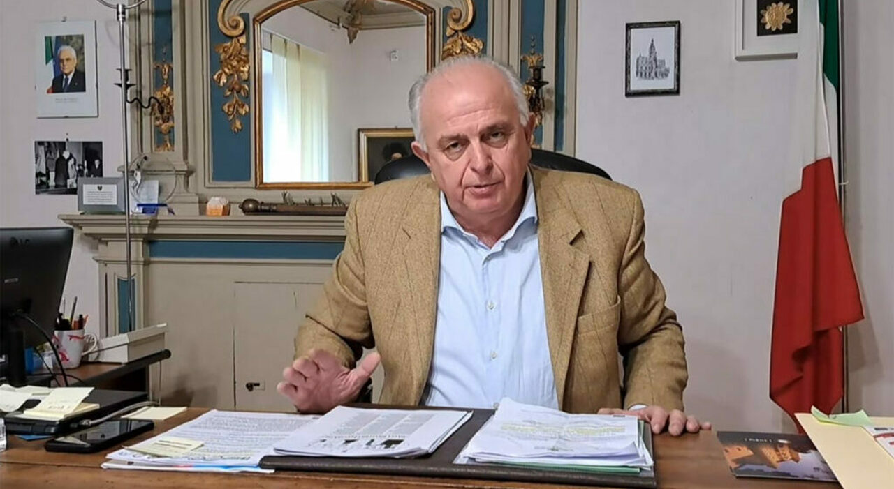 Urbino, ricorso contro il terzo mandato di Gambini: «Si potrebbe tornare al voto». Ecco quando si deciderà e i possibili scenari