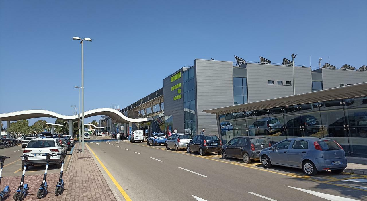 Collegamento diretto stazione aeroporto Salento: l?appalto a un?altra azienda