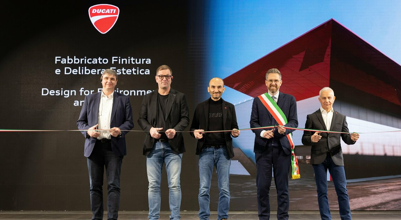 Da sinistra J.Rittersberger, Audi AG CFO, M.Duesmann, Audi AG ceo and President of Ducati, C.Domenicali, Ducati ceo, M.Lepore, Mayor of Bologna, G.Fallone, Ducati Infrastructure & EHS Director