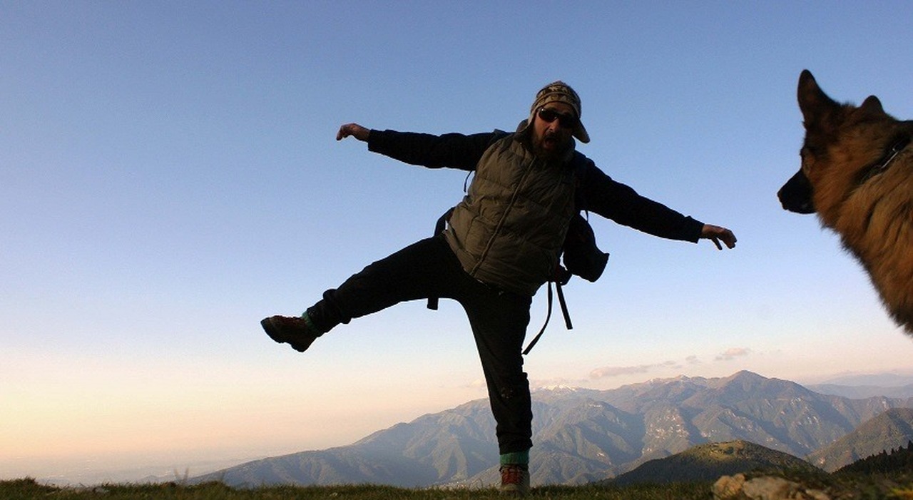 Andrea Poloni morto al rientro dal Congo, la febbre sospetta e il racconto della fidanzata: «Non voleva essere il paziente zero»