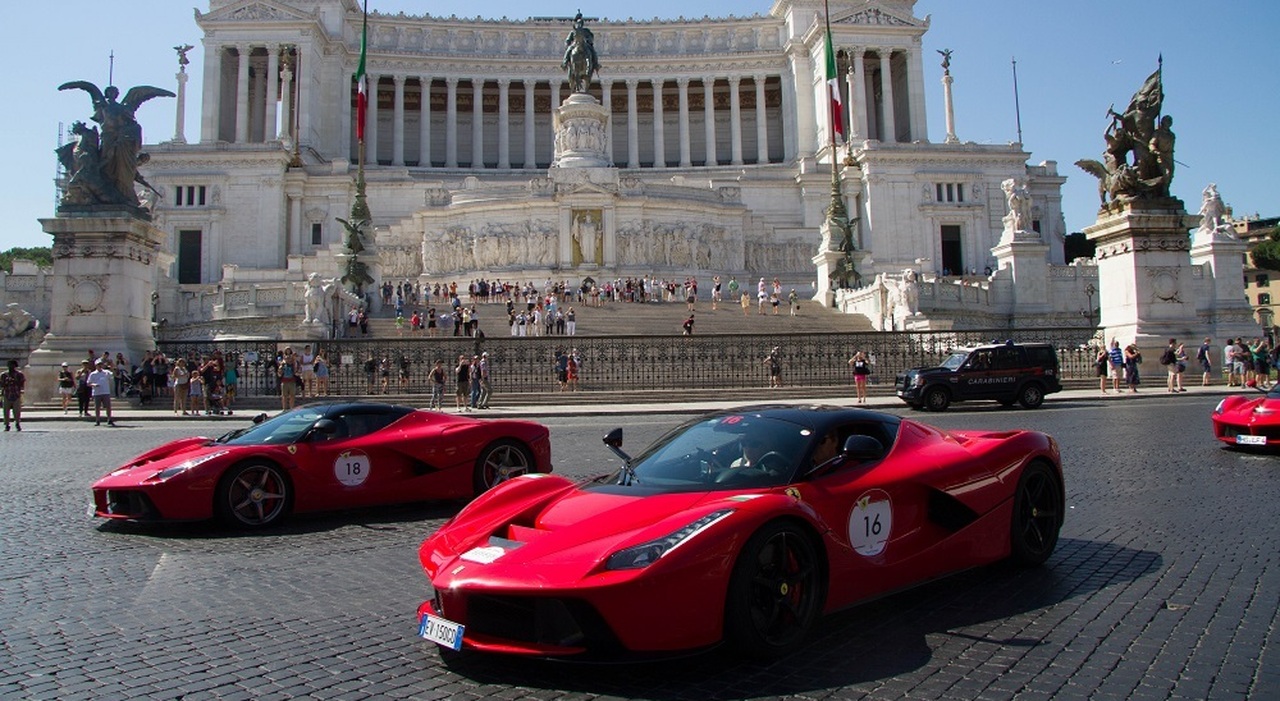 Ferrari Cavalcade a Roma