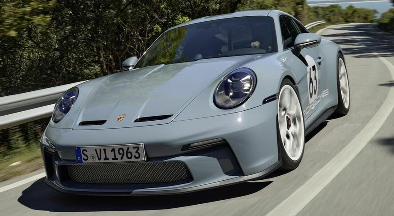 Porsche 911 S/T,