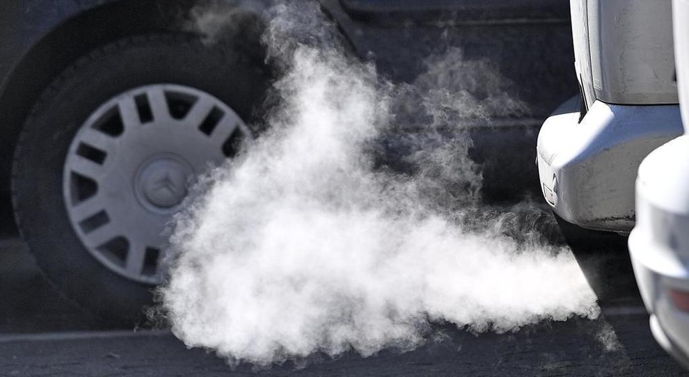 Smog, a Roma il 14 e 15 novembre stop veicoli più inquinanti nella Fascia Verde dalle 7:30 alle 20:30